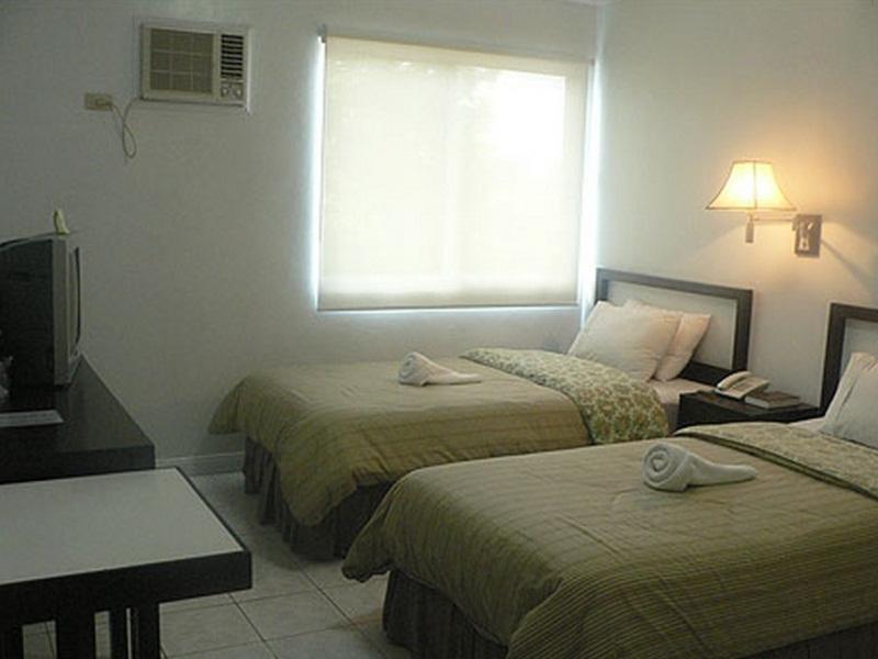 Northwest Inn Bacolod Buitenkant foto